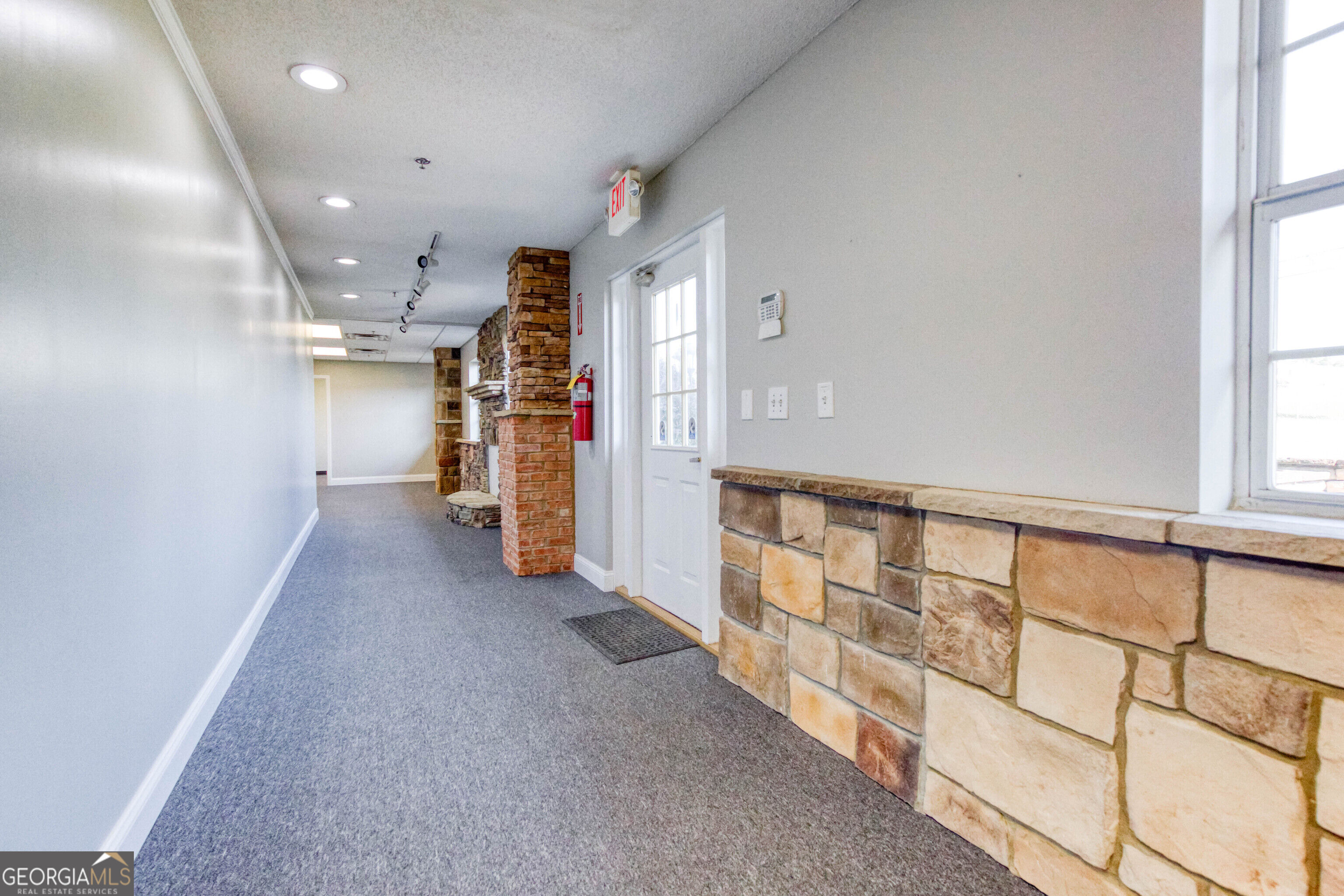 1585 Access Road Property Photo 26