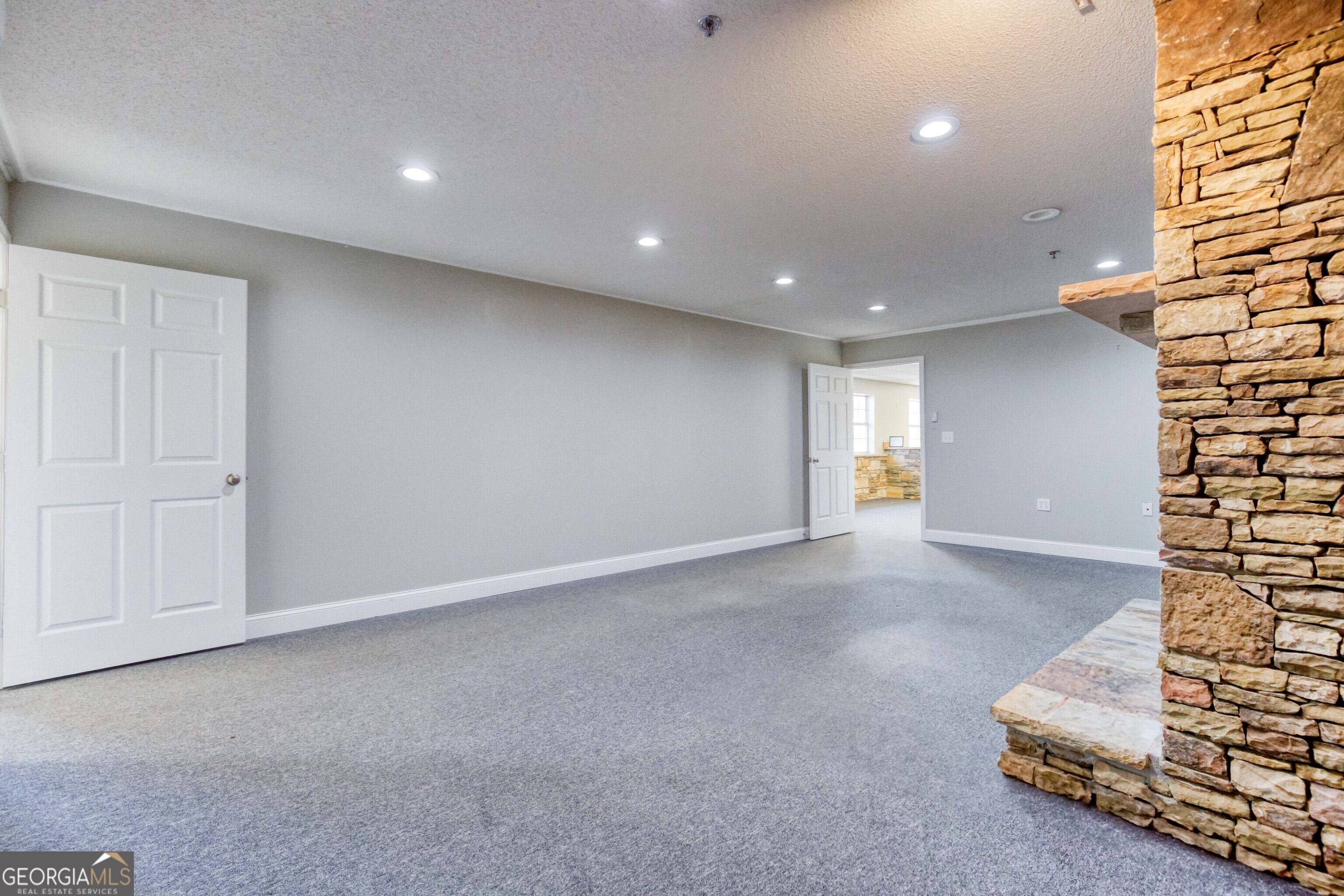 1585 Access Road Property Photo 37
