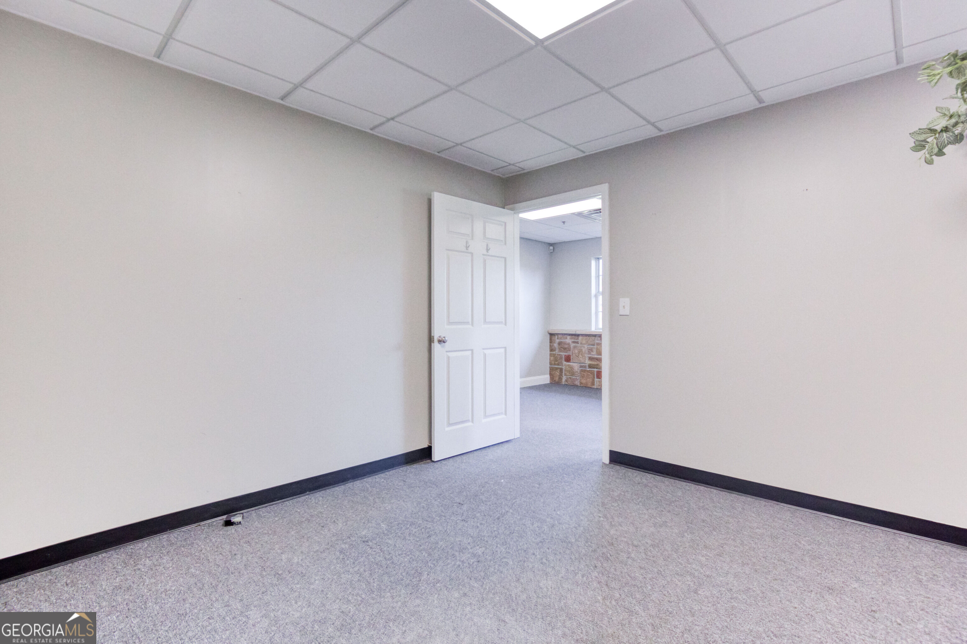 1585 Access Road Property Photo 41