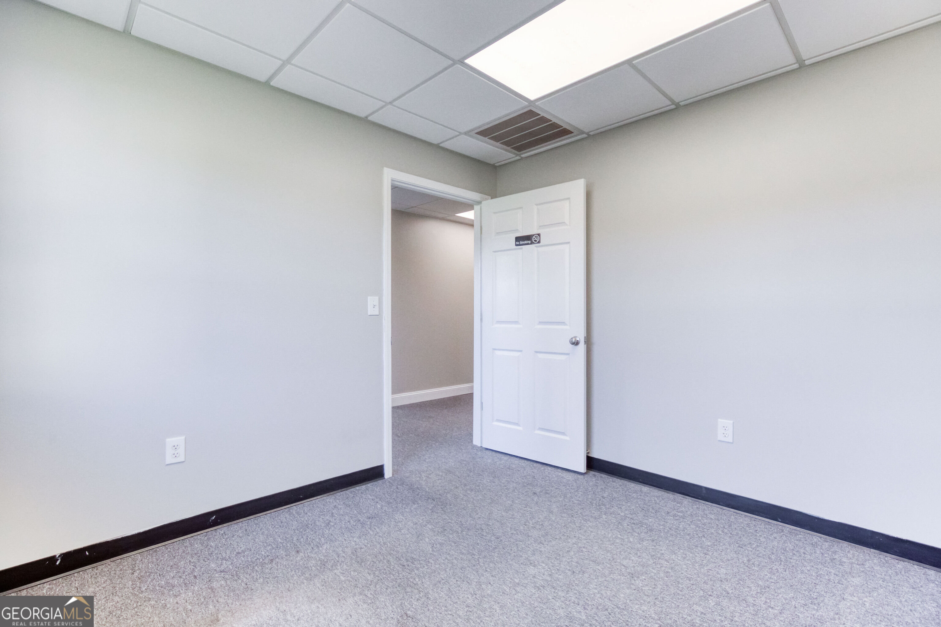 1585 Access Road Property Photo 43
