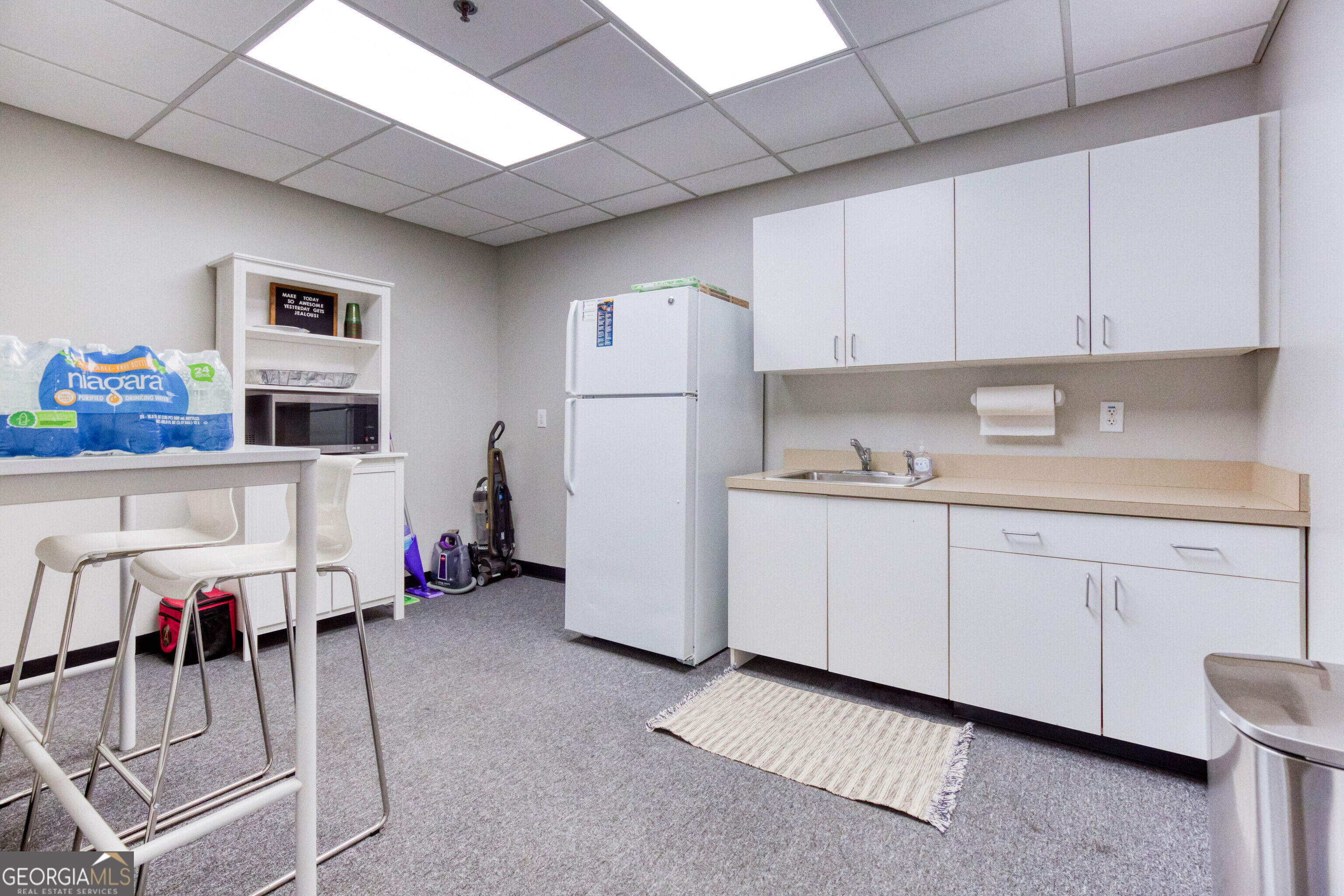 1585 Access Road Property Photo 46
