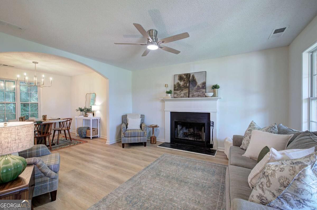 27 Carrington Trace Ne Property Photo 5