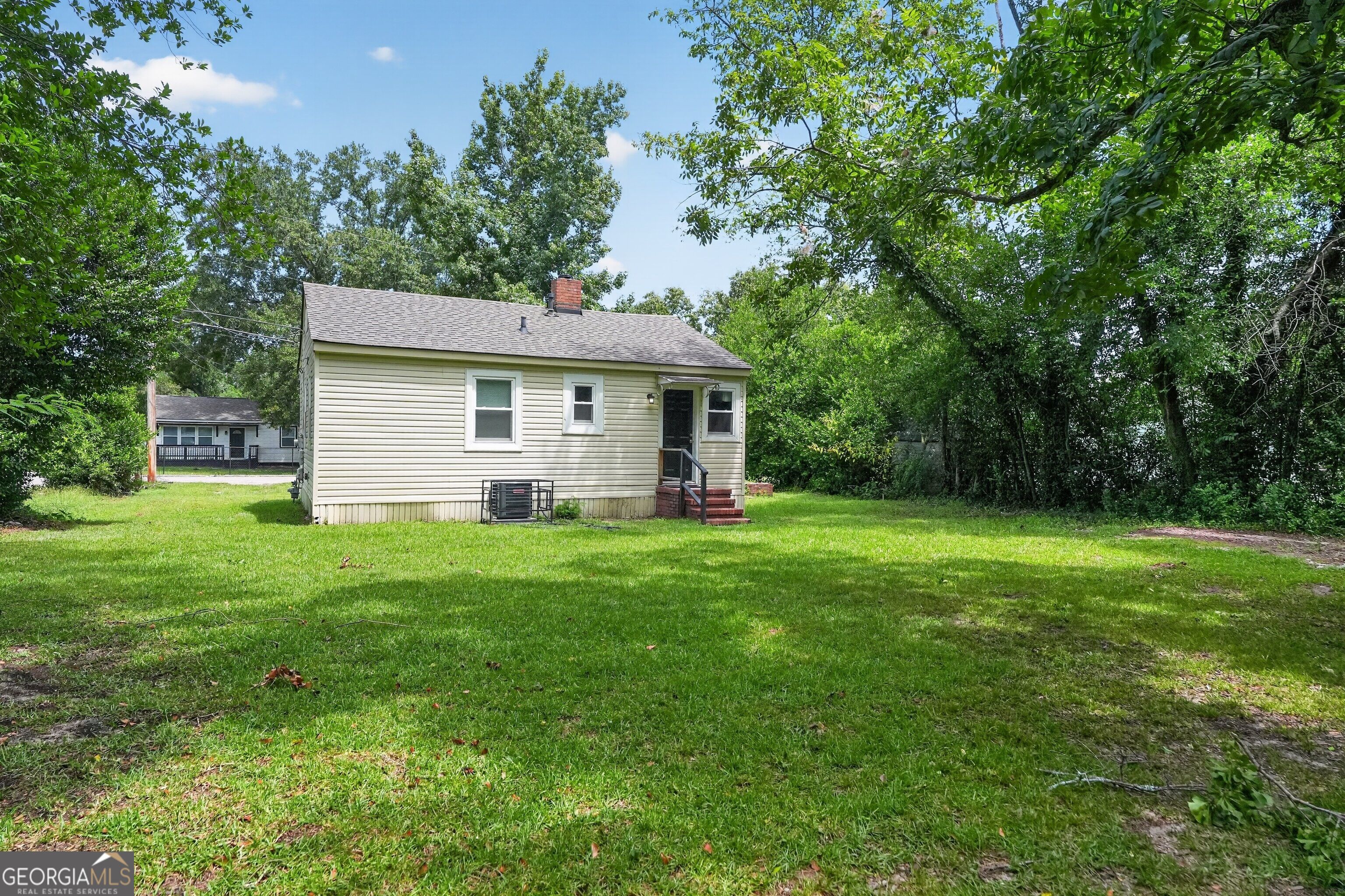 2018 Virginia Avenue Property Photo 5
