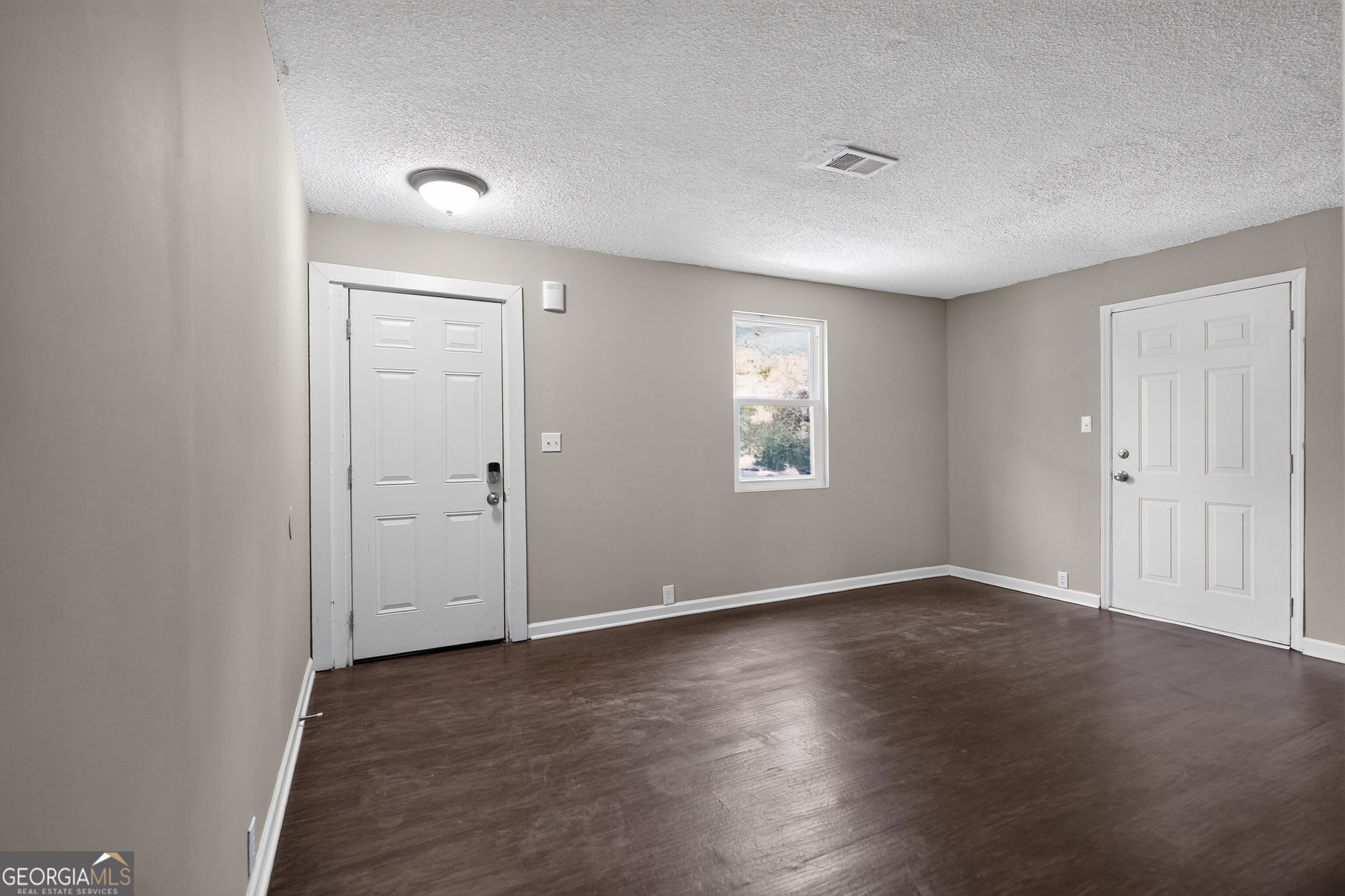 2018 Virginia Avenue Property Photo 6
