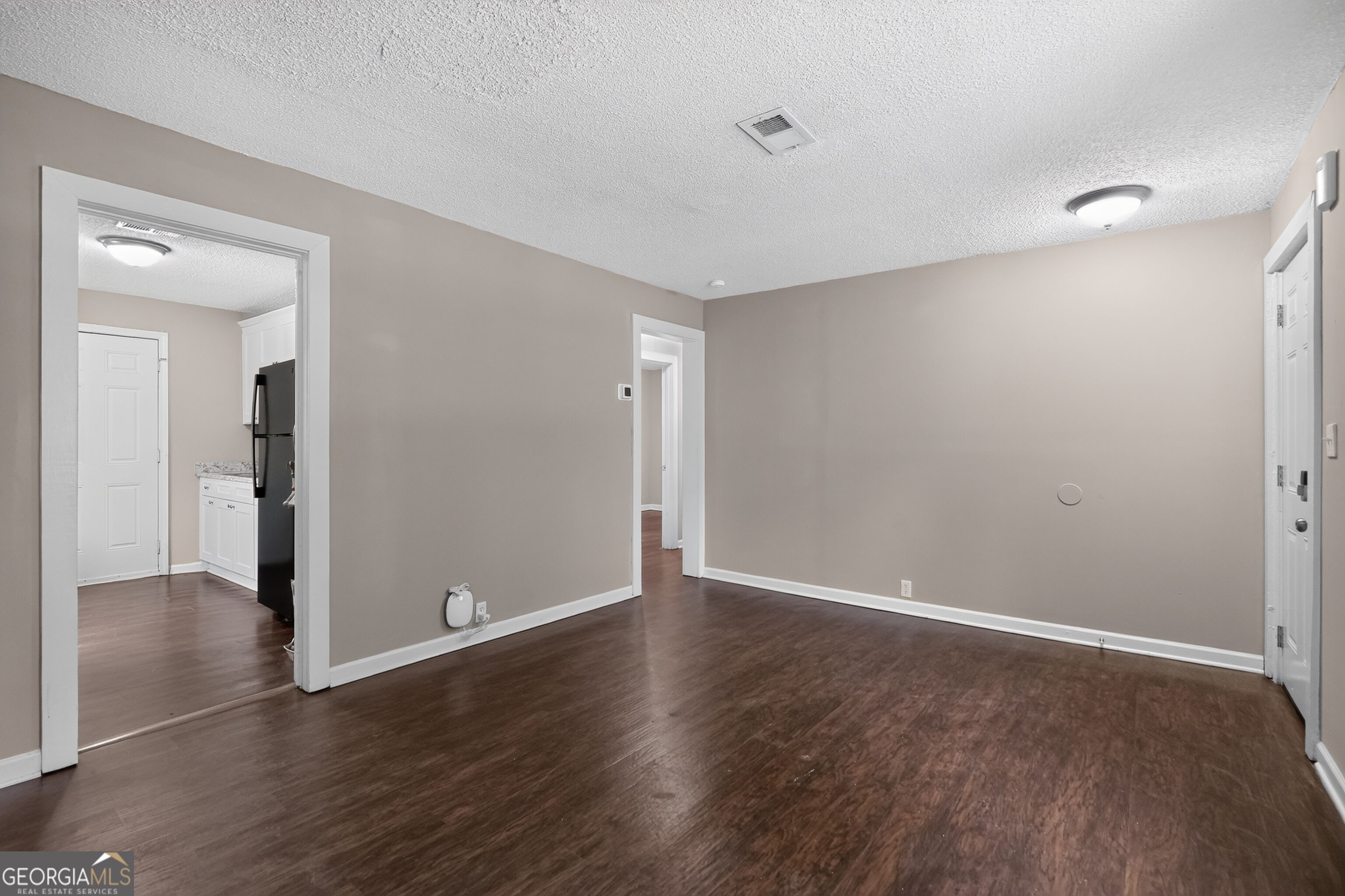 2018 Virginia Avenue Property Photo 7