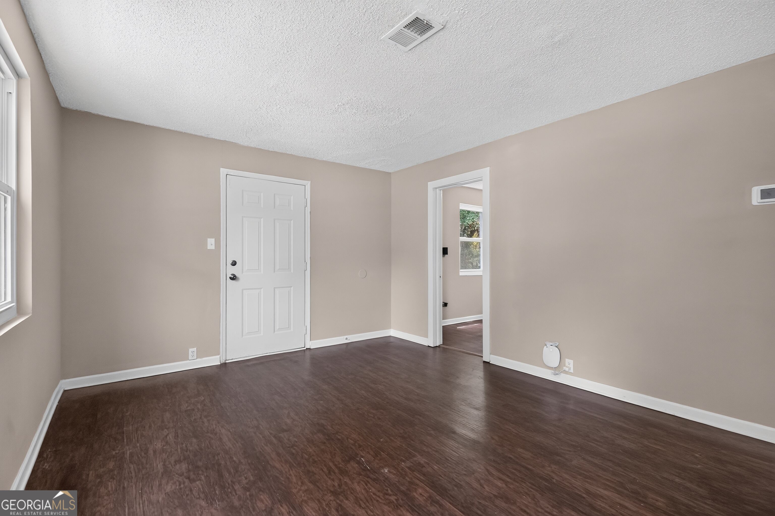 2018 Virginia Avenue Property Photo 8