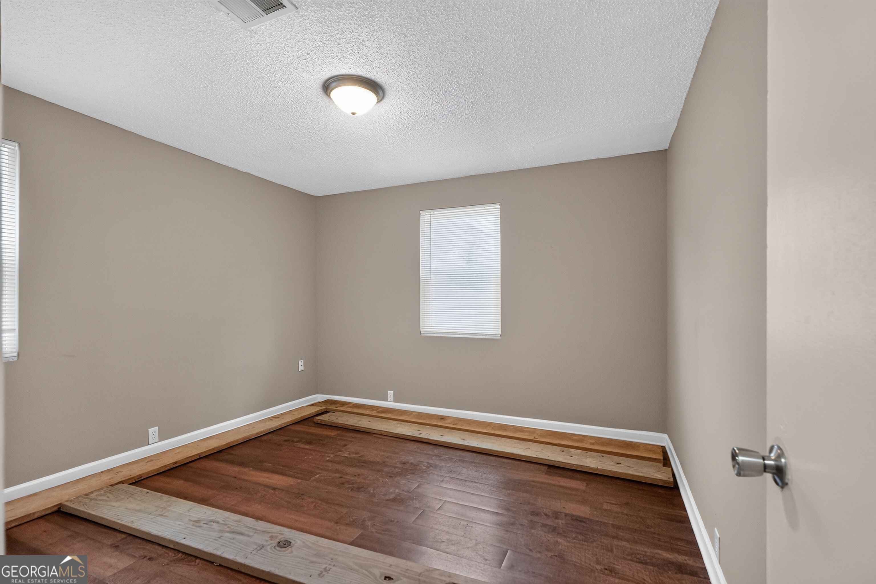 2018 Virginia Avenue Property Photo 13