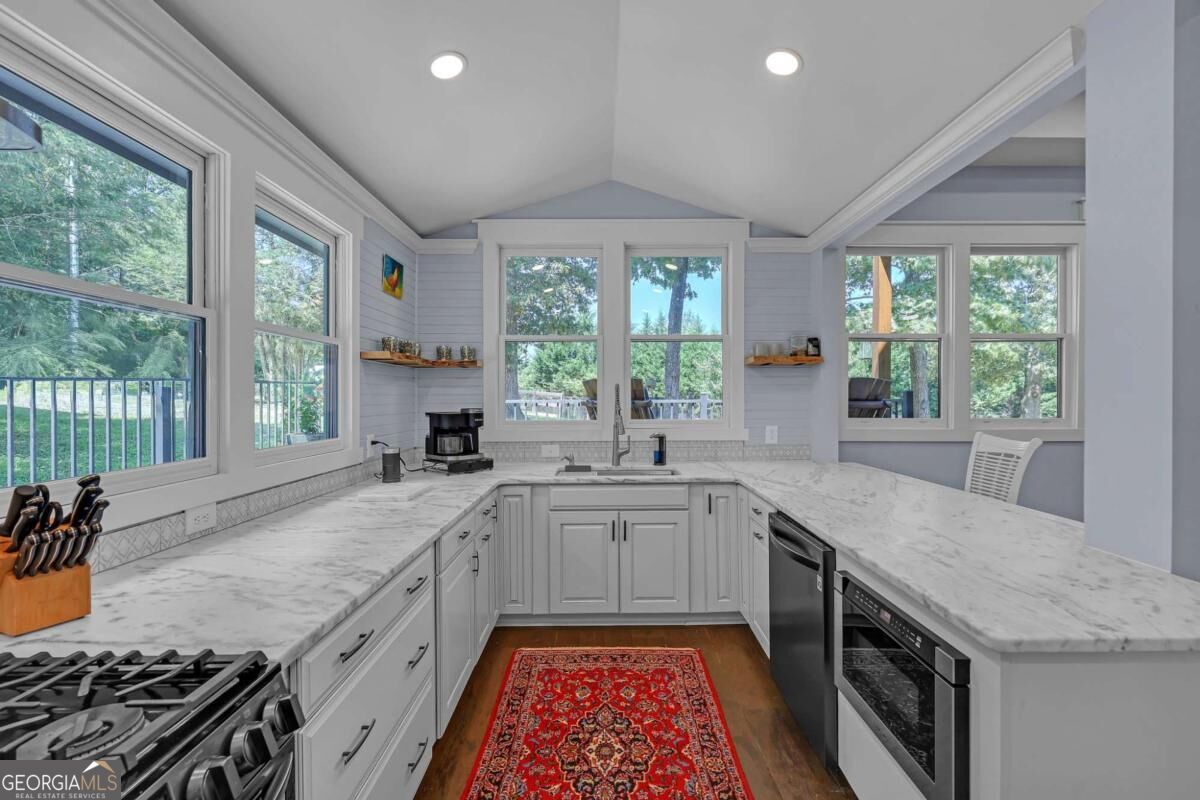 268 Creek Bank Drive # A Property Photo 19