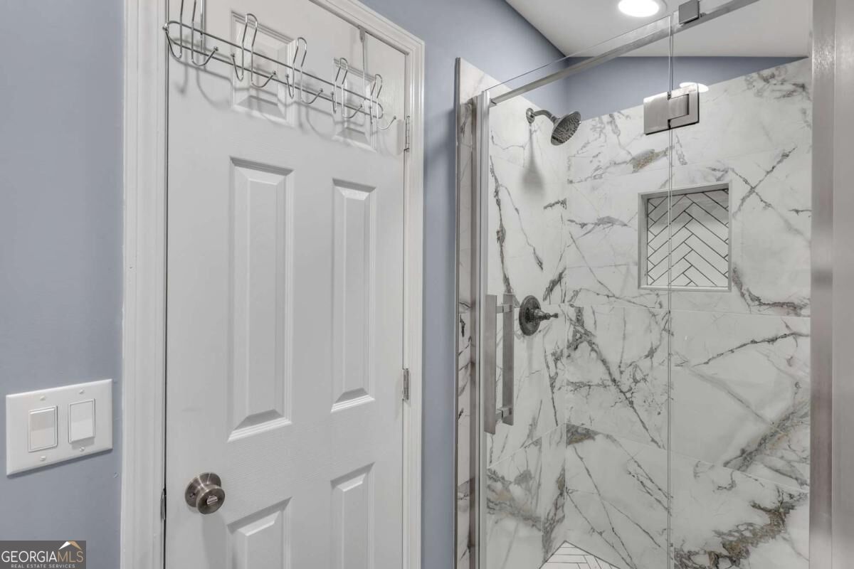 268 Creek Bank Drive # A Property Photo 37