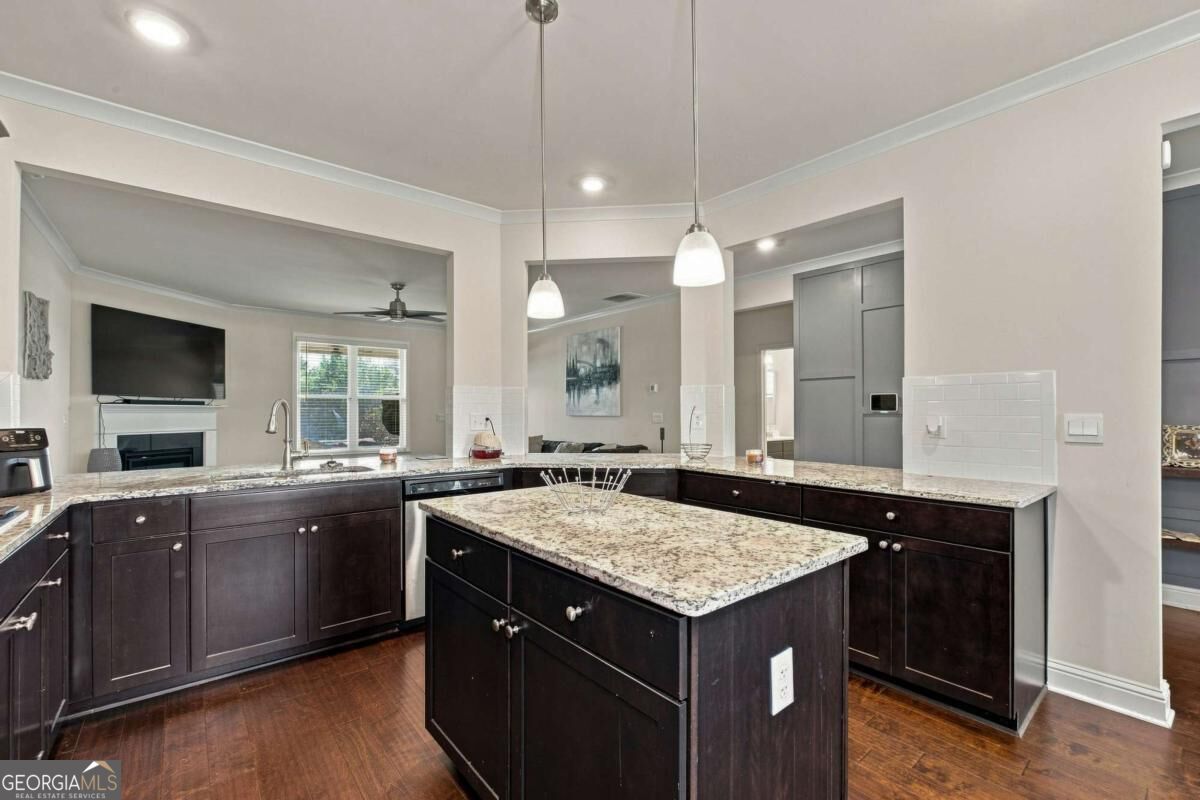 316 Conley Avenue Property Photo 8