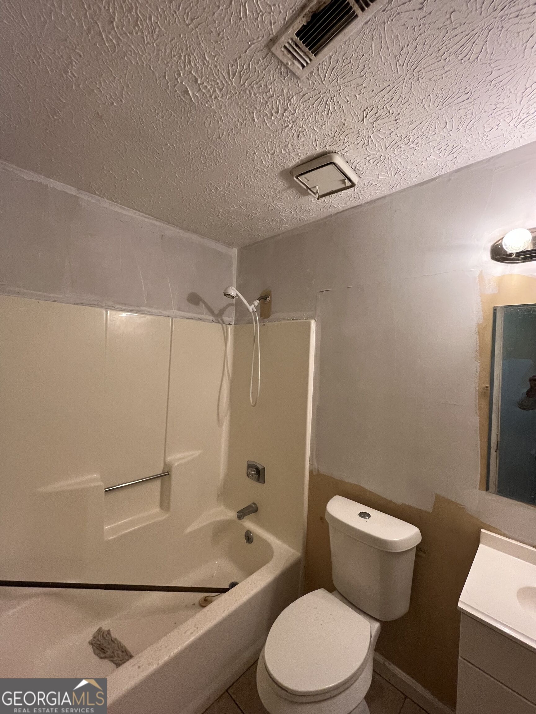 1077 Walnut Creek Lane Property Photo 21