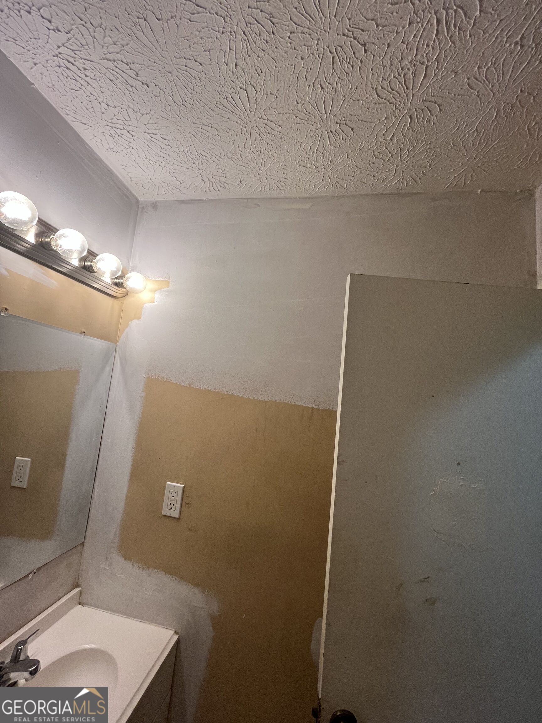 1077 Walnut Creek Lane Property Photo 22