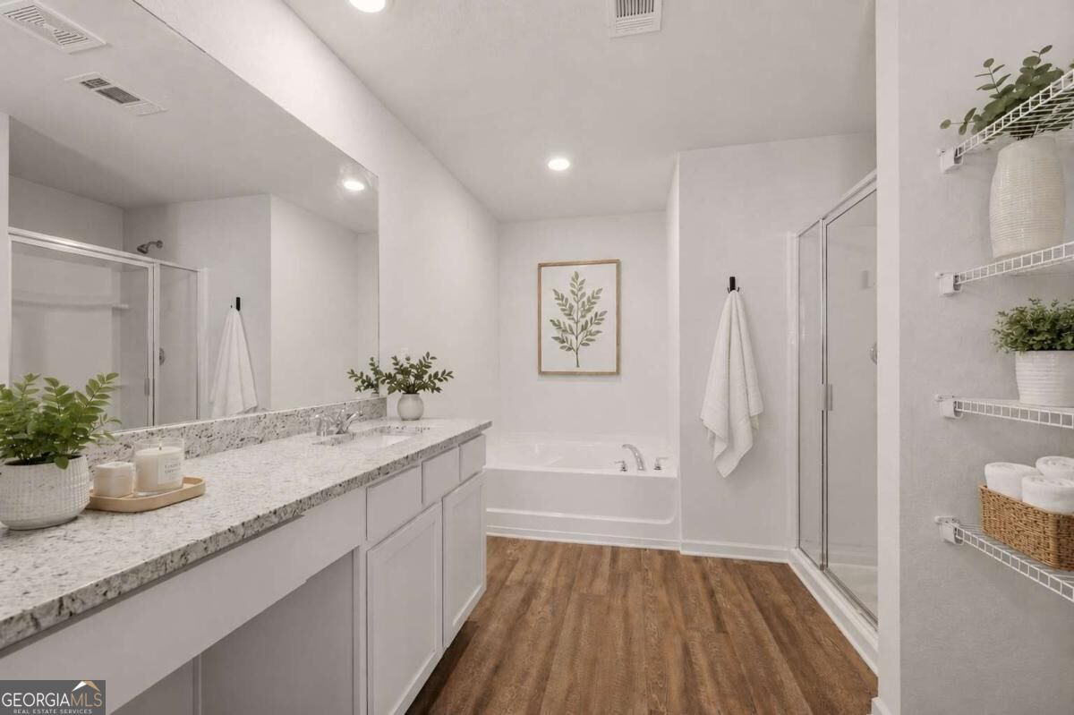 575 Meadows Farm Drive Property Photo 11
