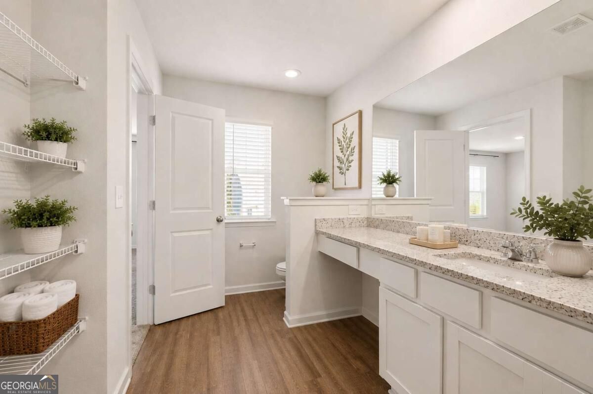 575 Meadows Farm Drive Property Photo 12