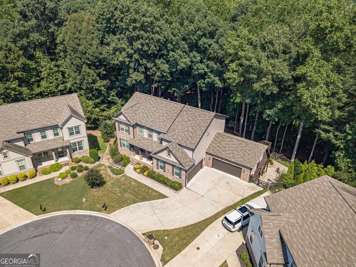 9240 Holly Wood Drive Property Photo 11