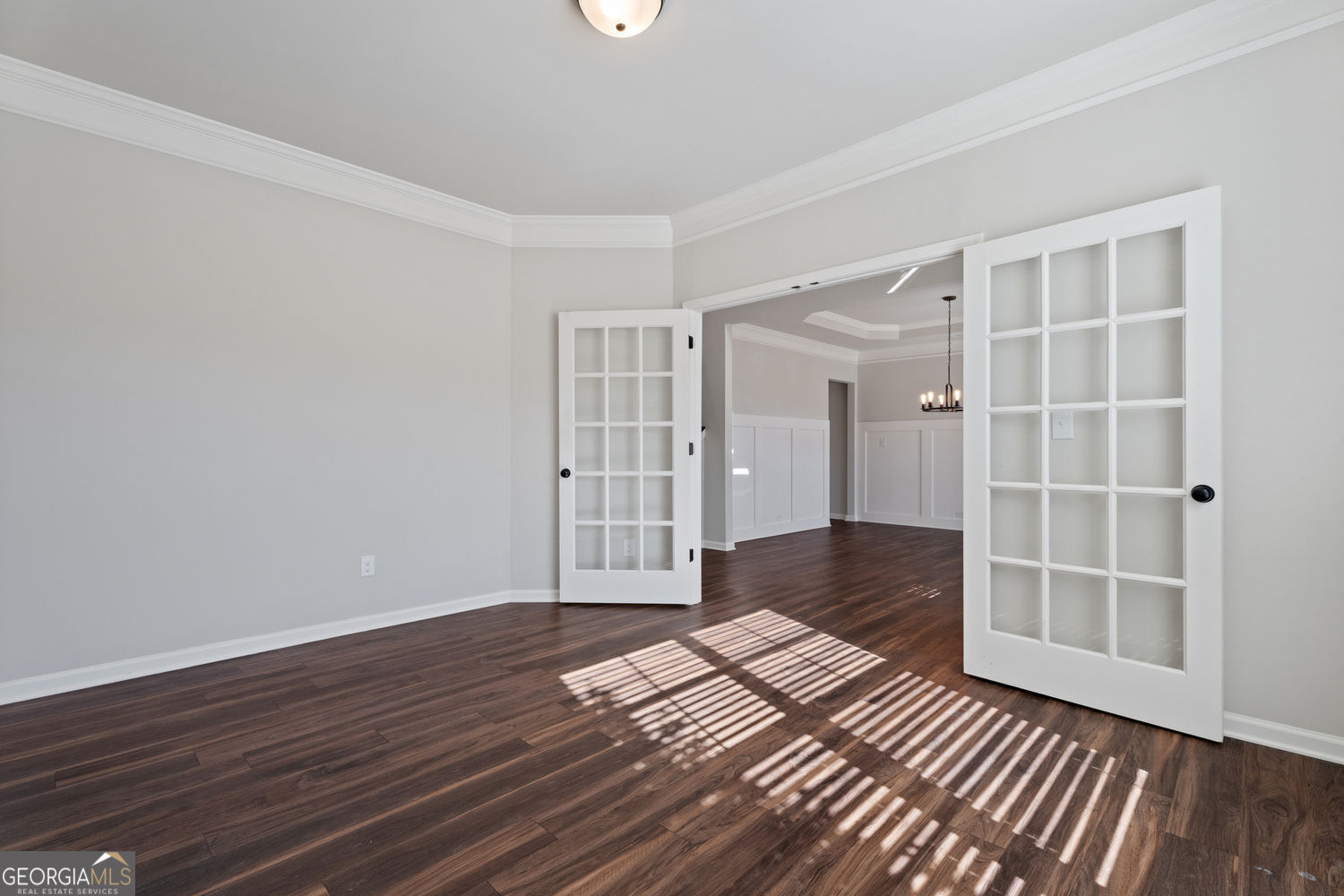 9240 Holly Wood Drive Property Photo 17