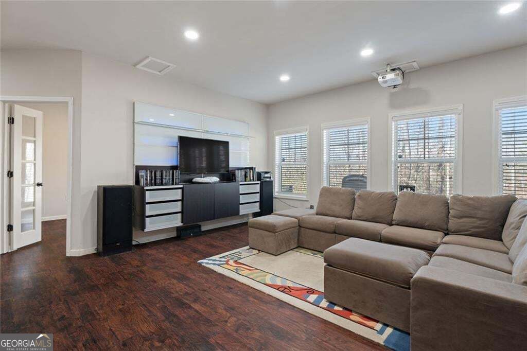 9240 Hollywood Drive Property Photo 53