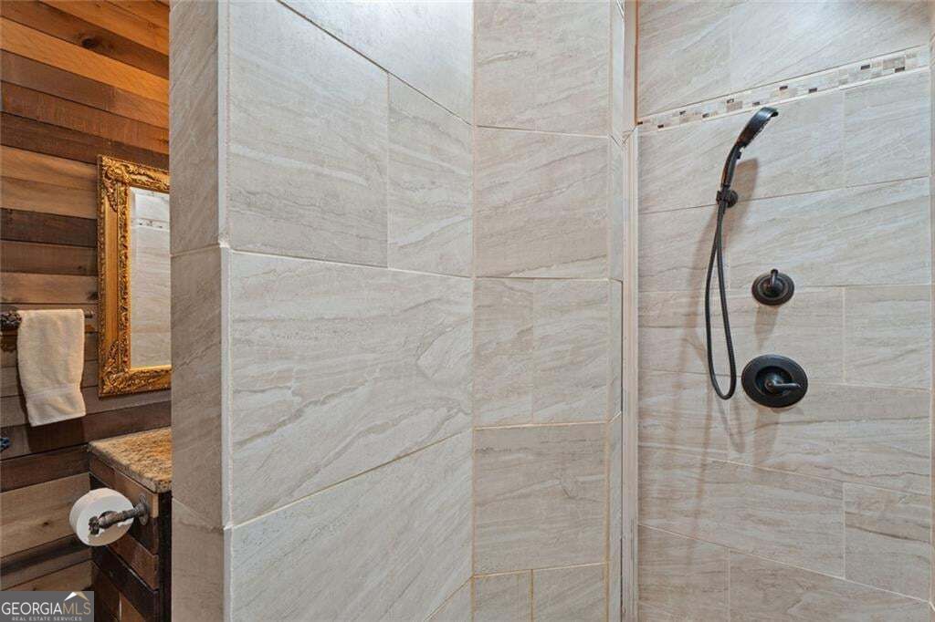 9240 Hollywood Drive Property Photo 58