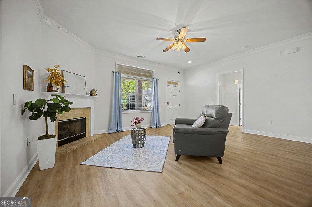 243 Orchards Circle Property Photo 4