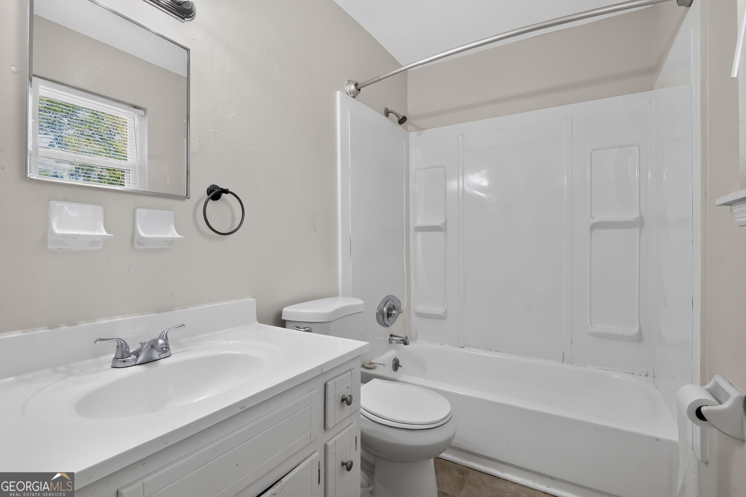 1951 Neptune Drive Property Photo 14