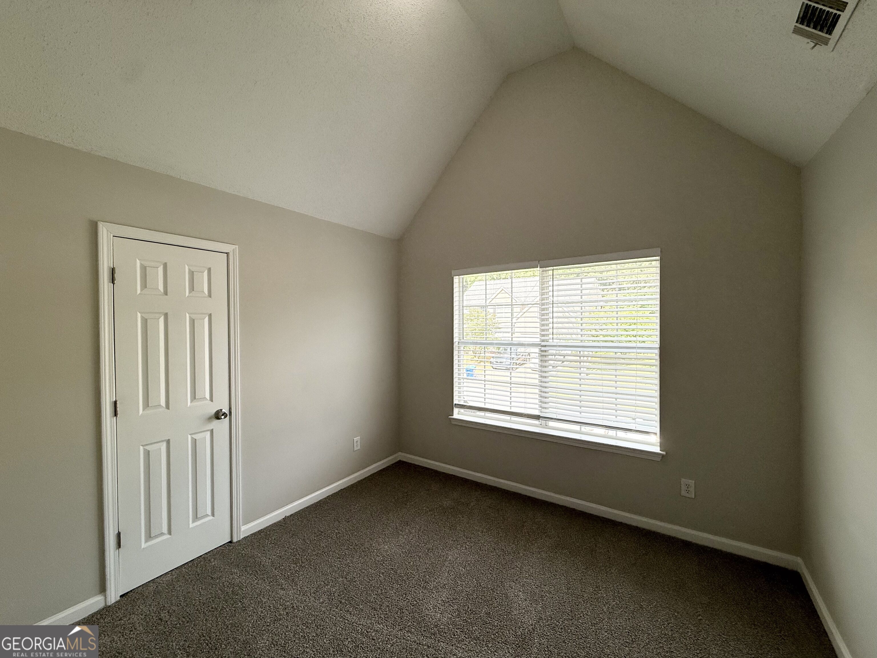 4691 Derby Loop Property Photo 7