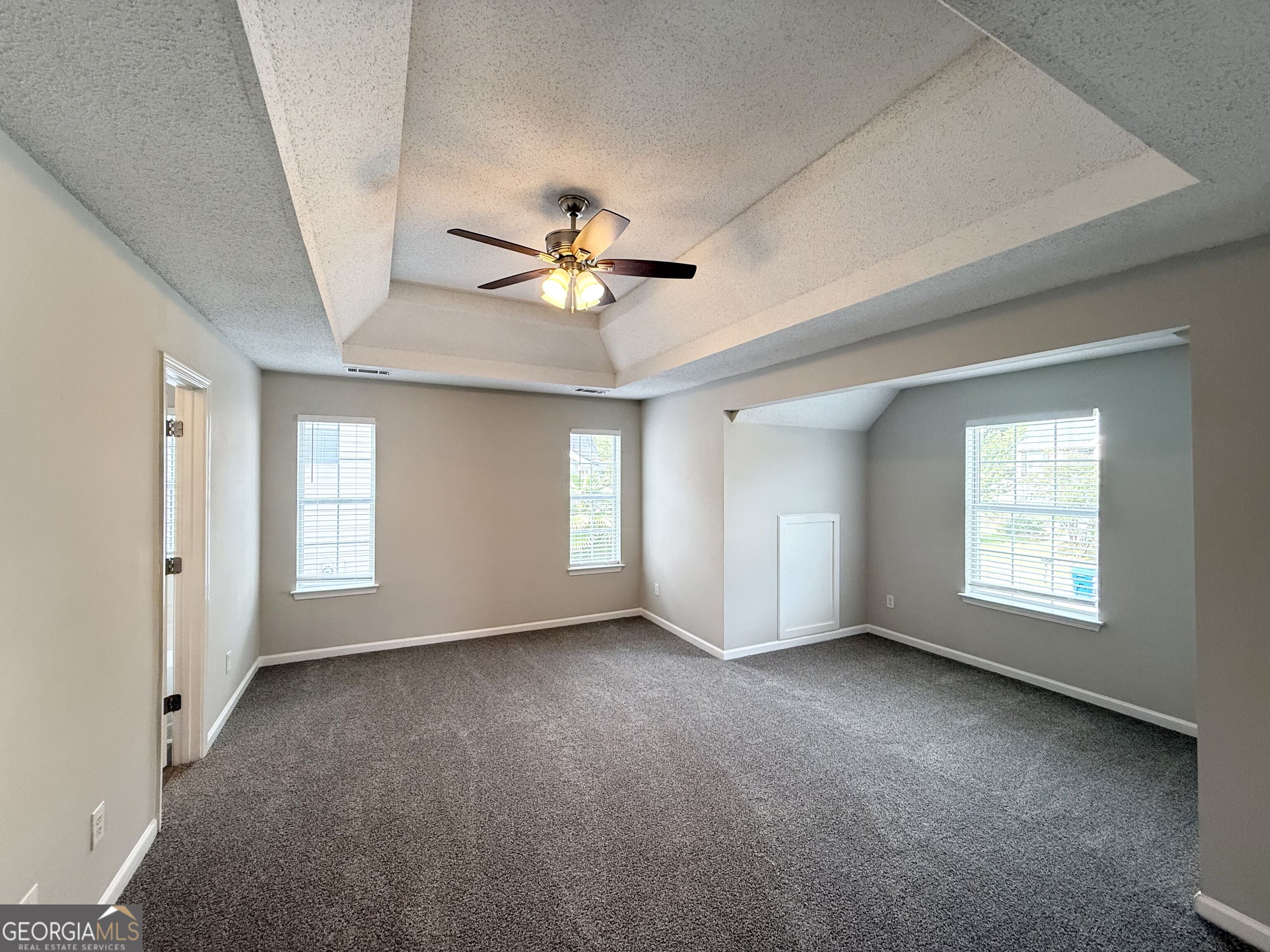 4691 Derby Loop Property Photo 9