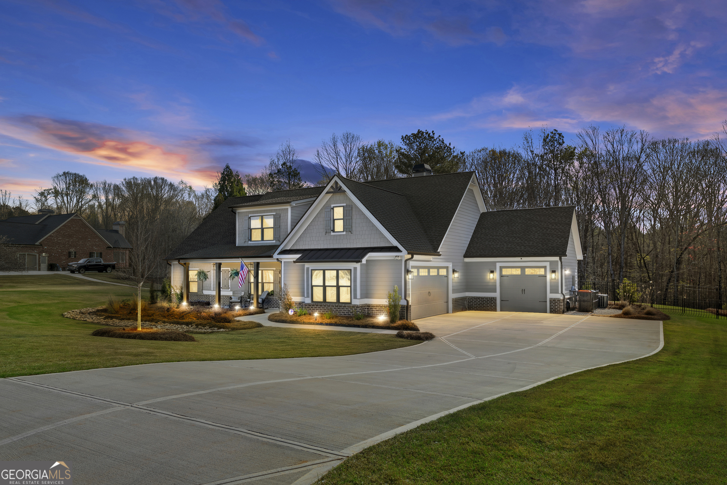 2128 Stonegate Way Property Photo 4