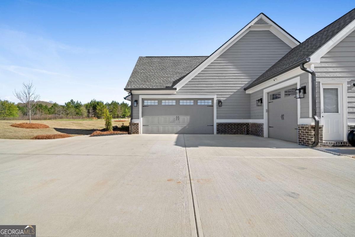 2128 Stonegate Way Property Photo 10