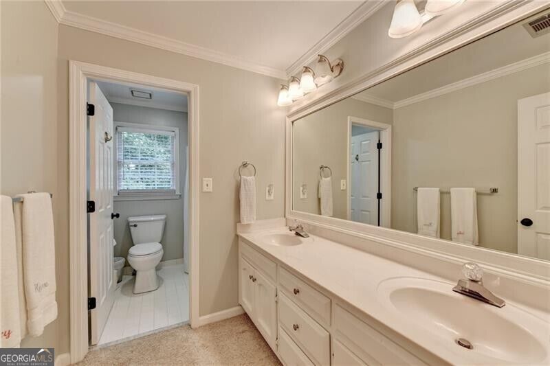 350 Welwyn Walk Property Photo 23