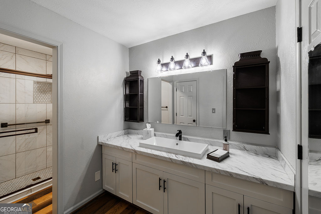 6329 Brockton Road Property Photo 13