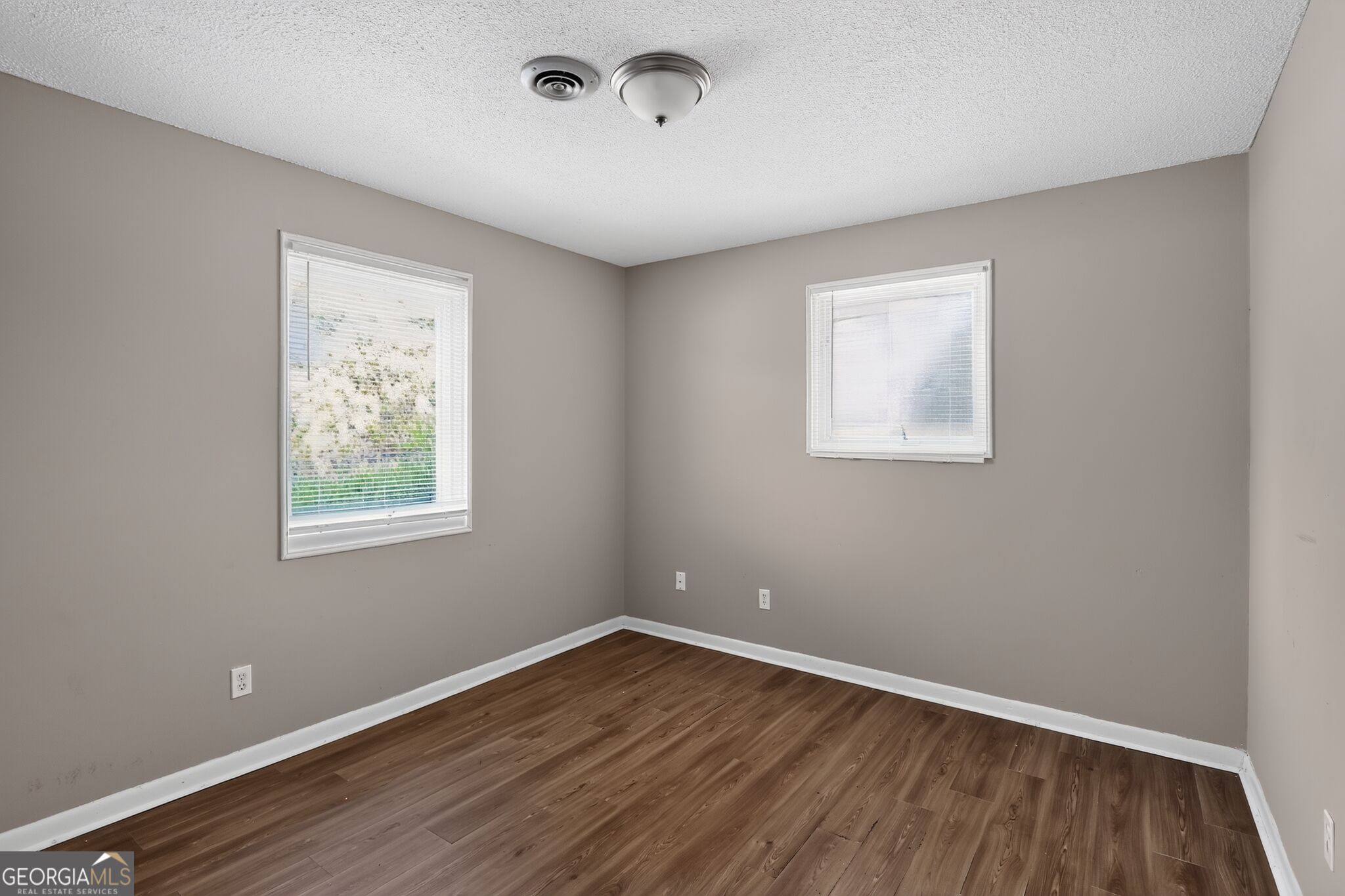 4218 Ervay Street Property Photo 13