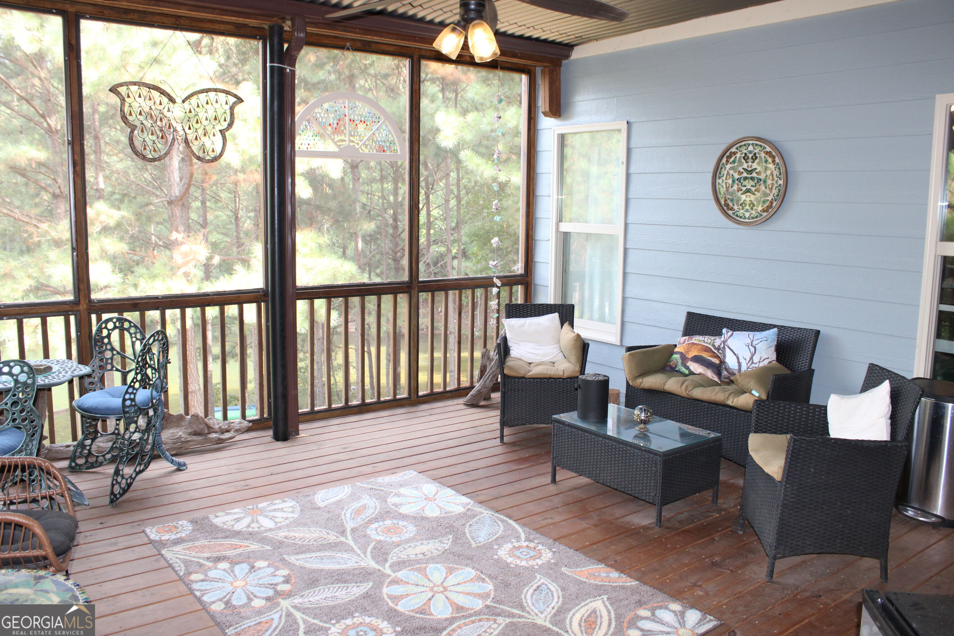 208 Westbury Court Property Photo 8