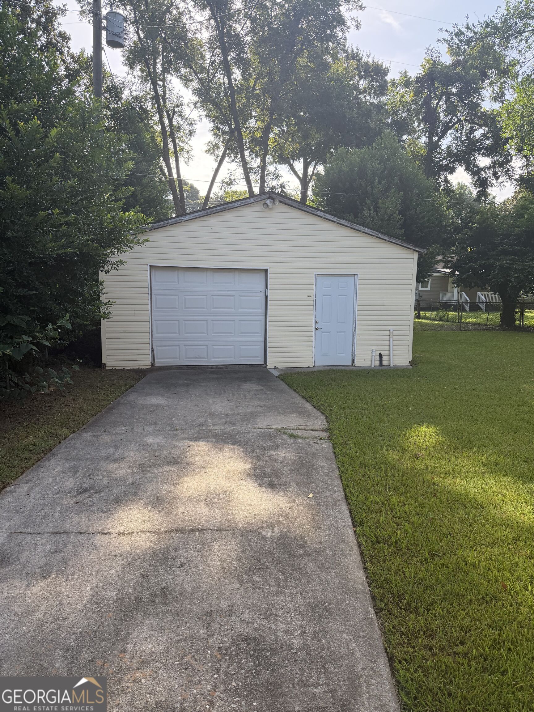 120 Meadowdale Drive Property Photo 13