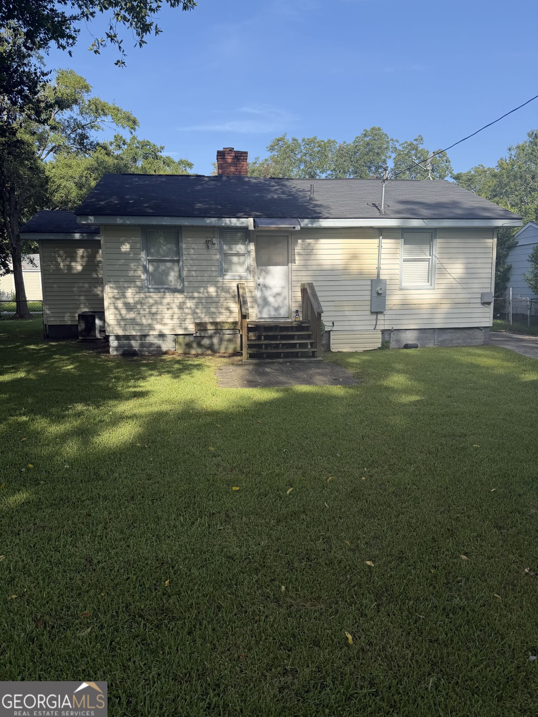 120 Meadowdale Drive Property Photo 14
