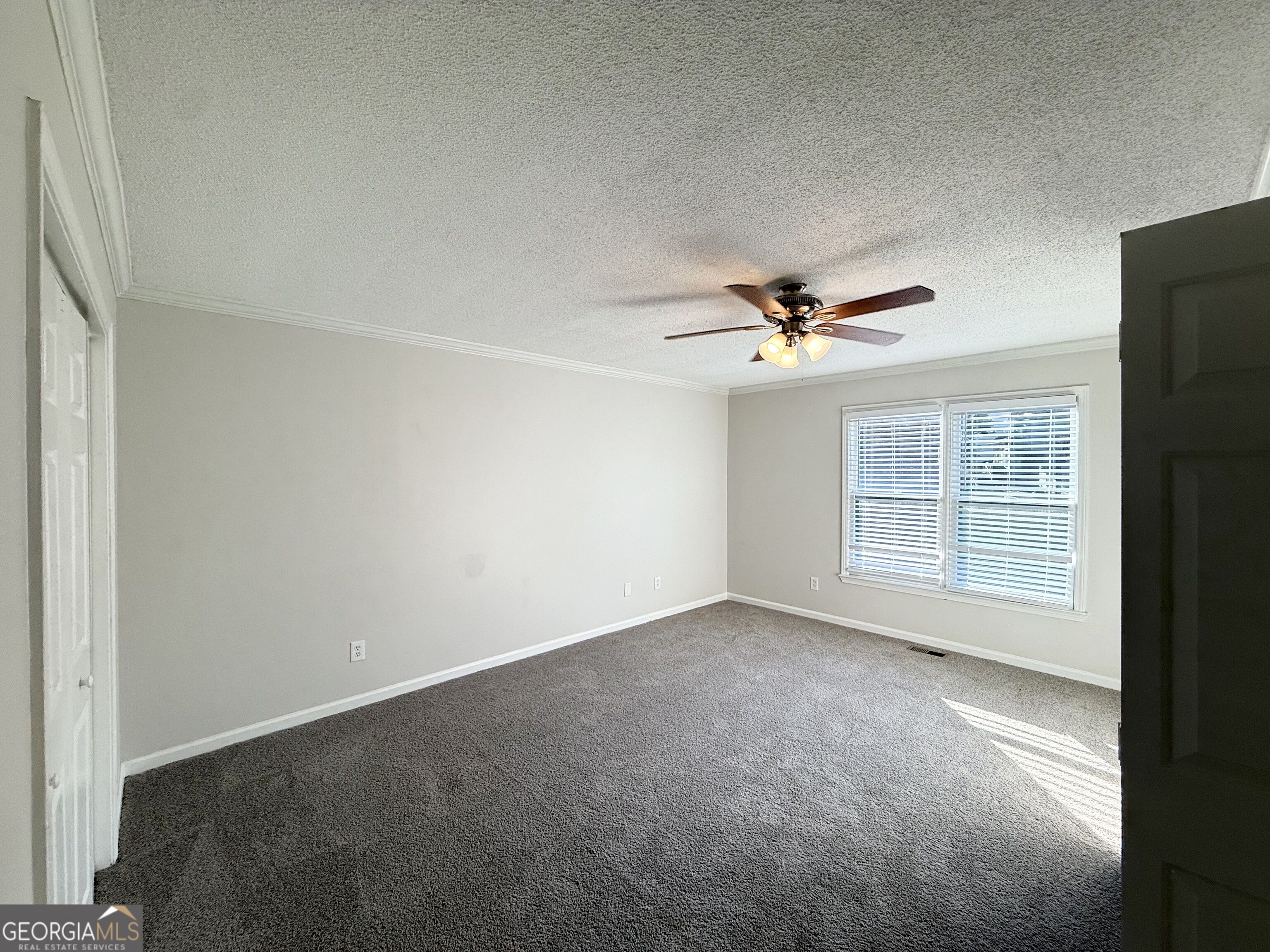 5753 Three Lakes Drive Property Photo 8