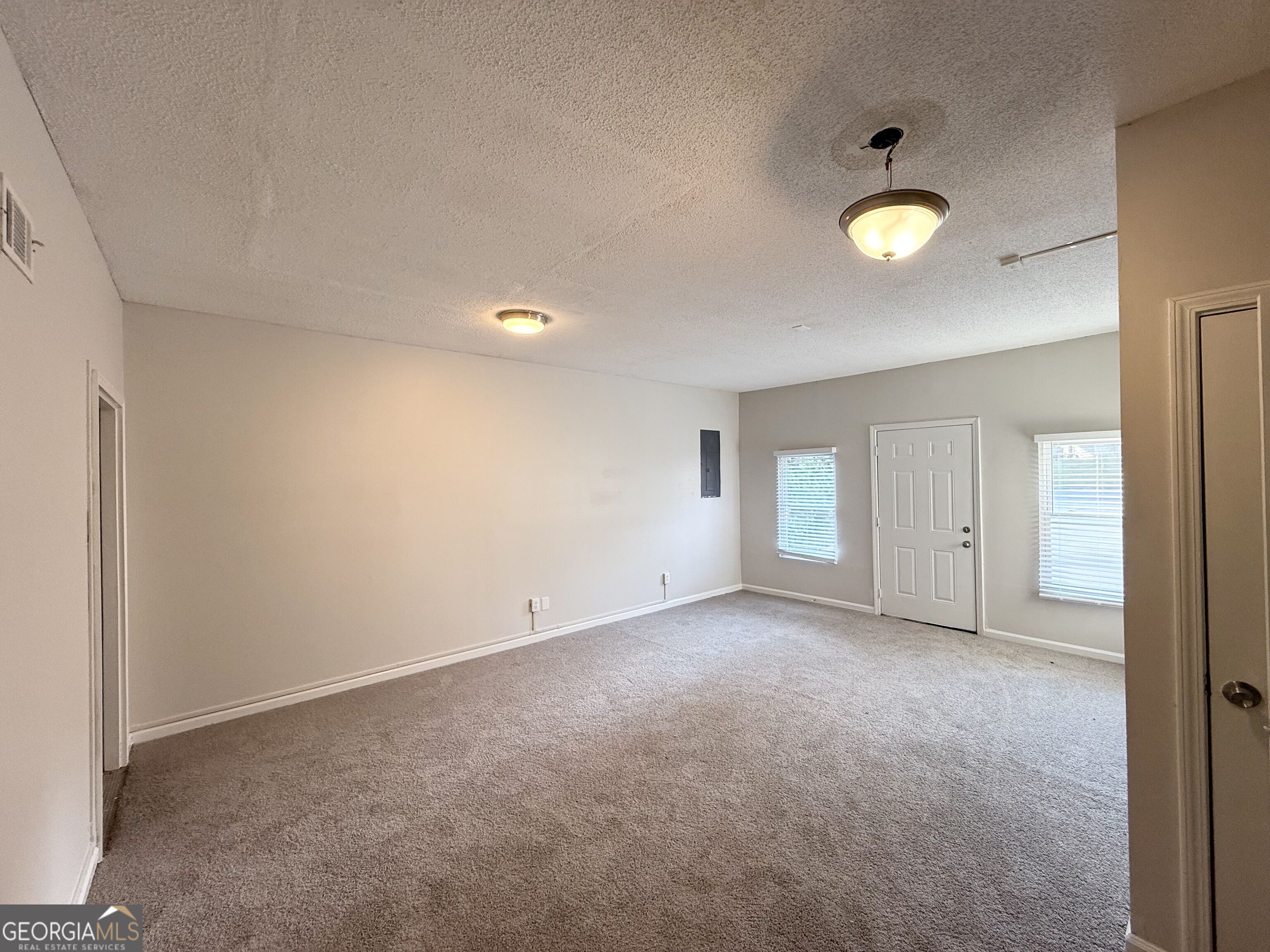 5753 Three Lakes Drive Property Photo 10
