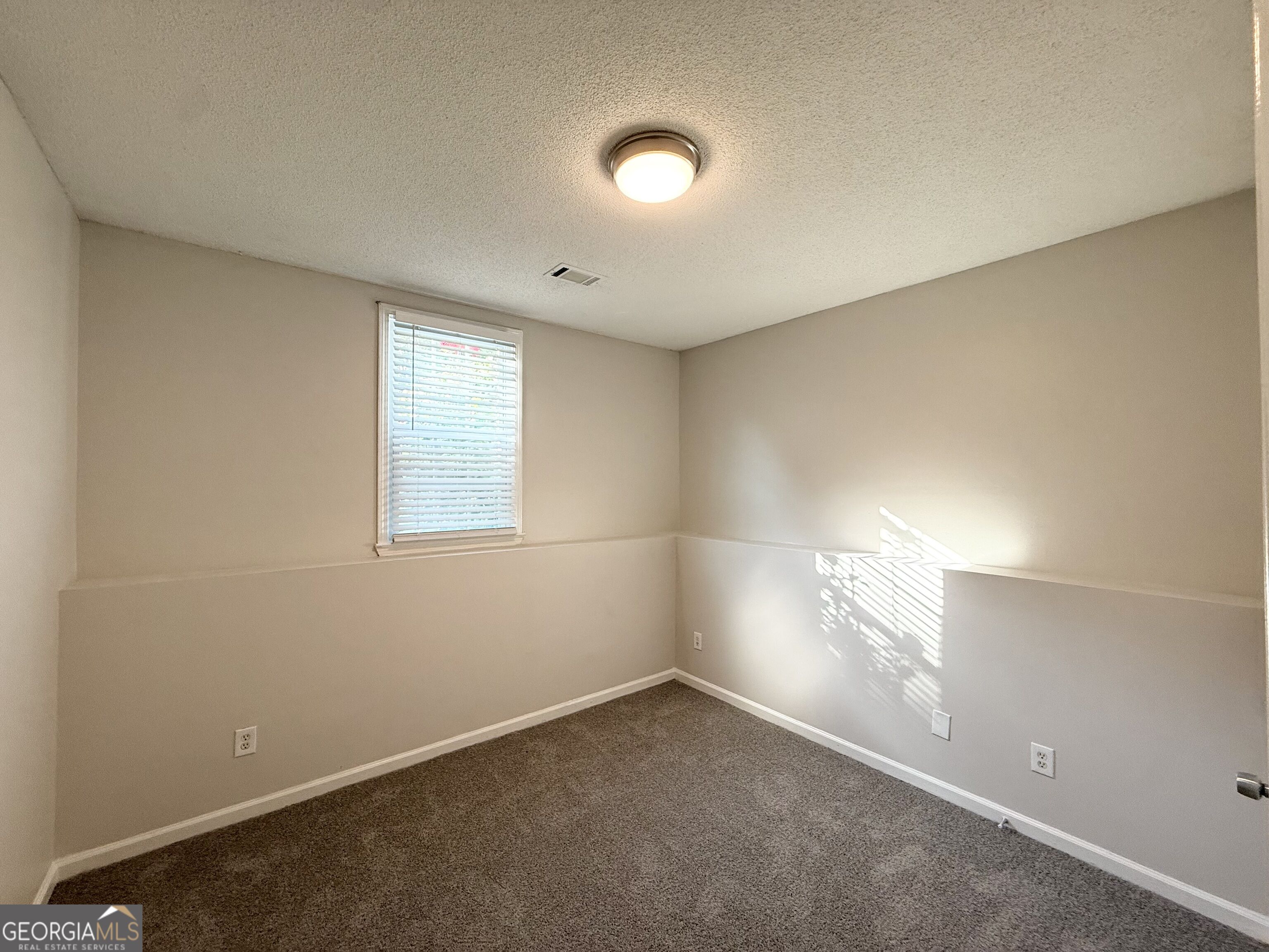 5753 Three Lakes Drive Property Photo 11