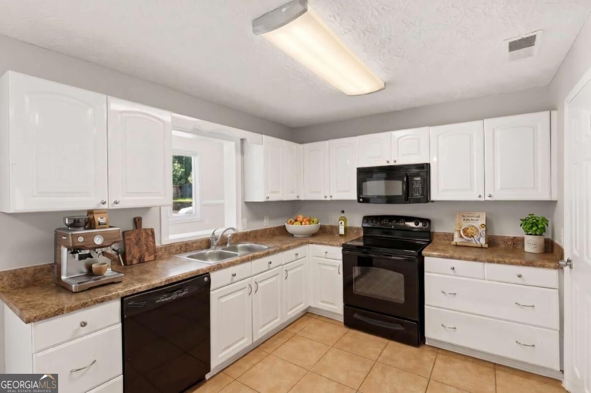 3733 Memorial Parkway Nw Property Photo 5