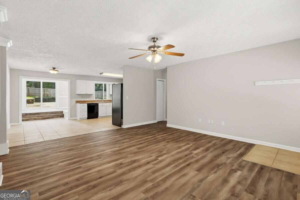 3733 Memorial Parkway Nw Property Photo 10