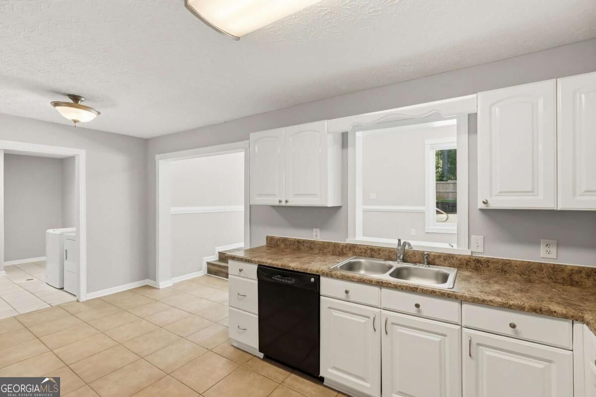 3733 Memorial Parkway Nw Property Photo 14