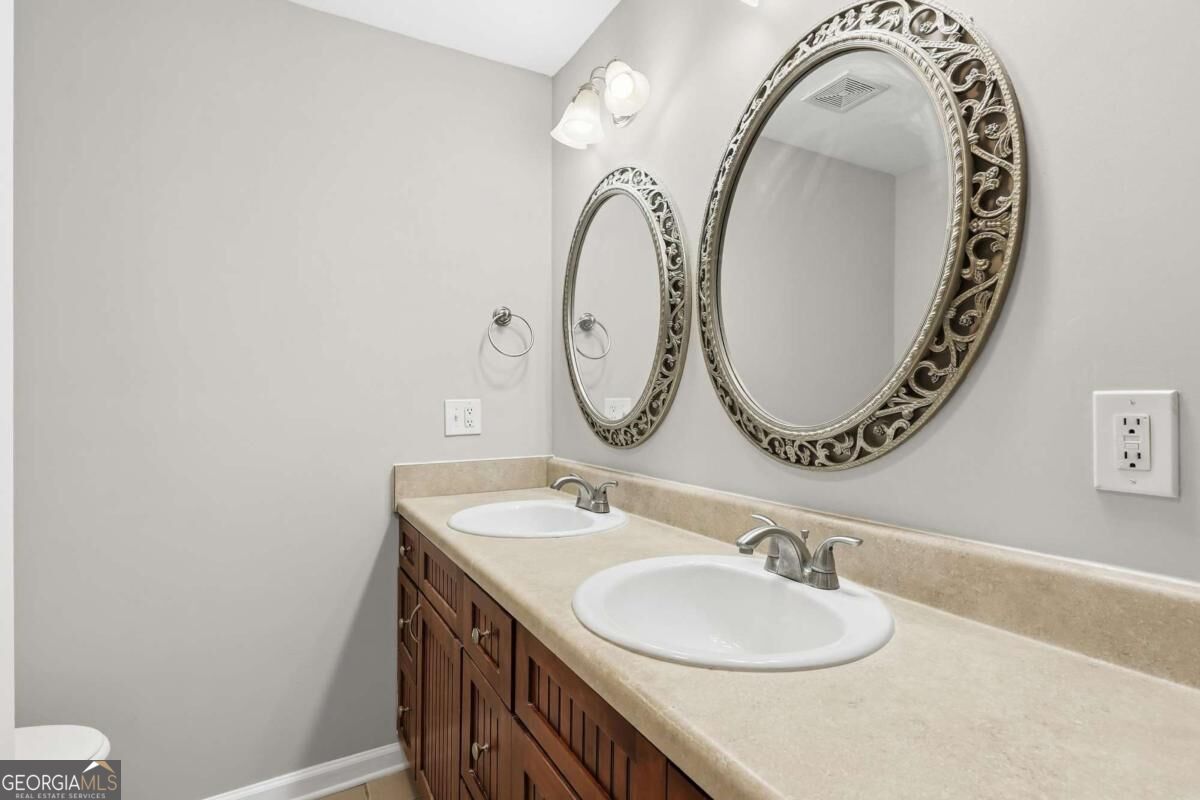 3733 Memorial Parkway Nw Property Photo 23