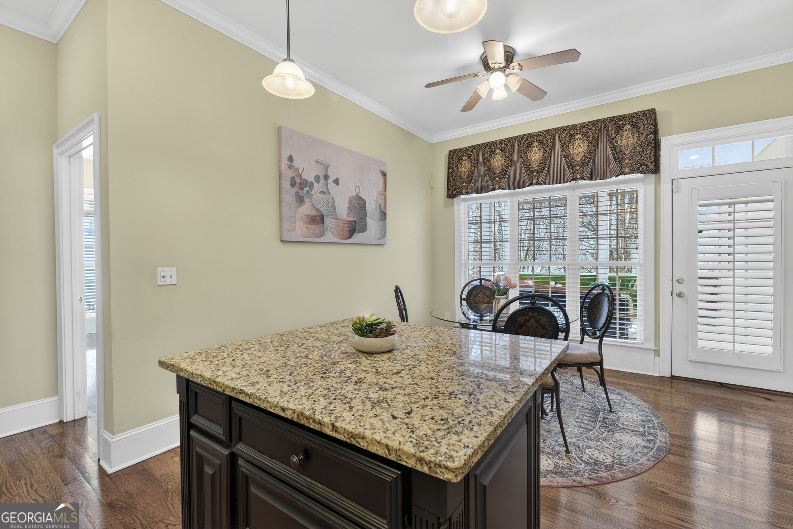 855 Tufthunter Property Photo 24