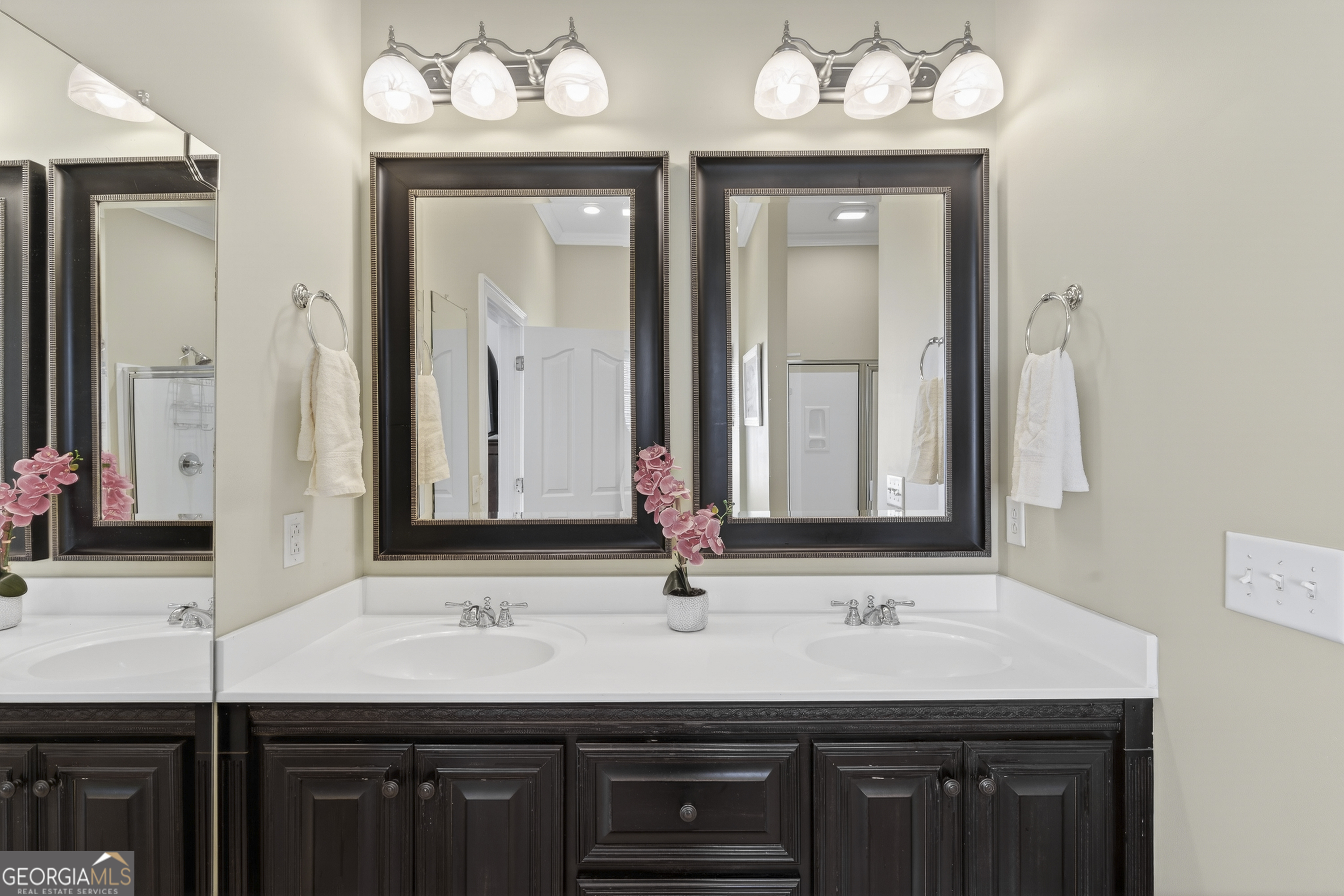 855 Tufthunter Property Photo 32