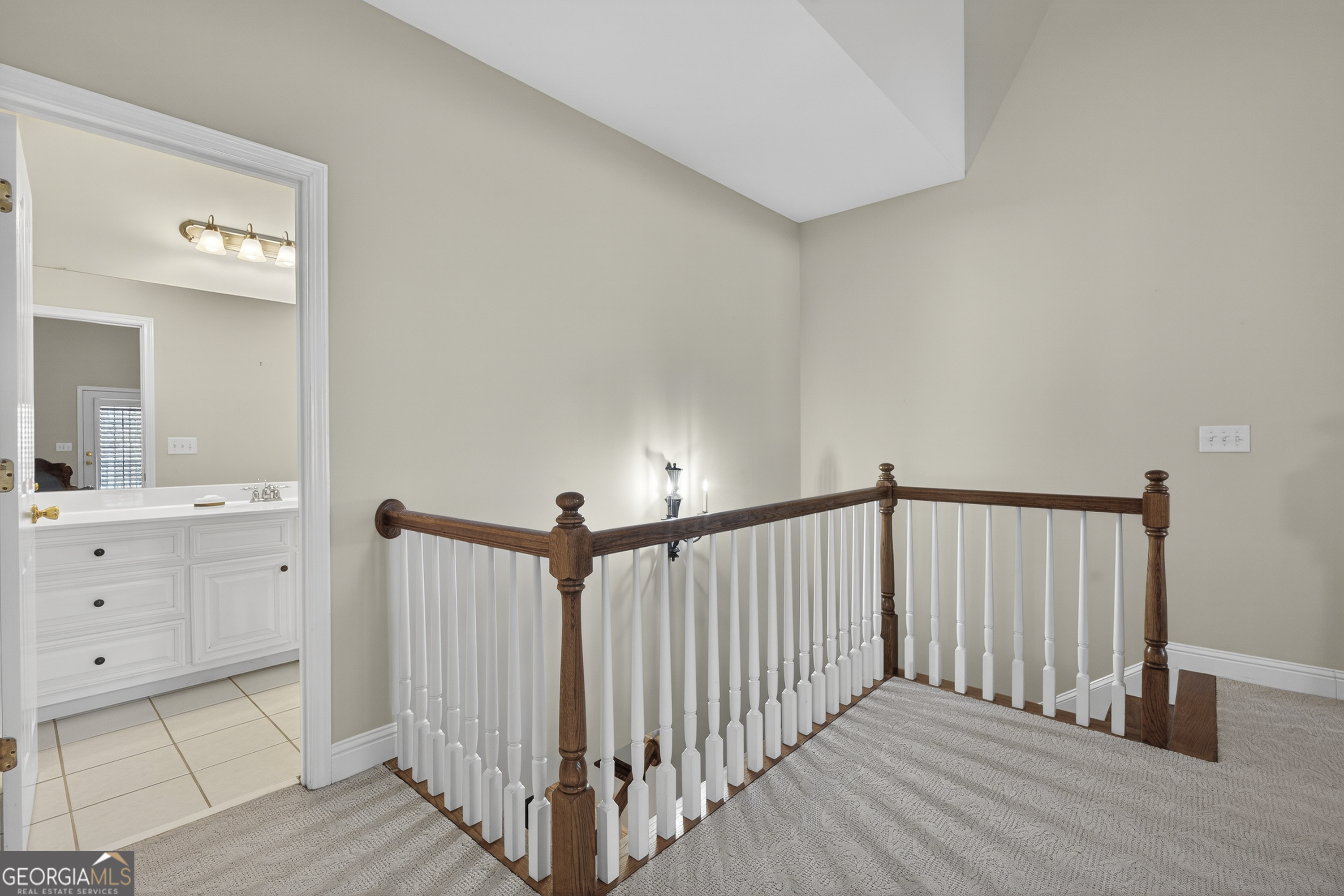 855 Tufthunter Property Photo 45
