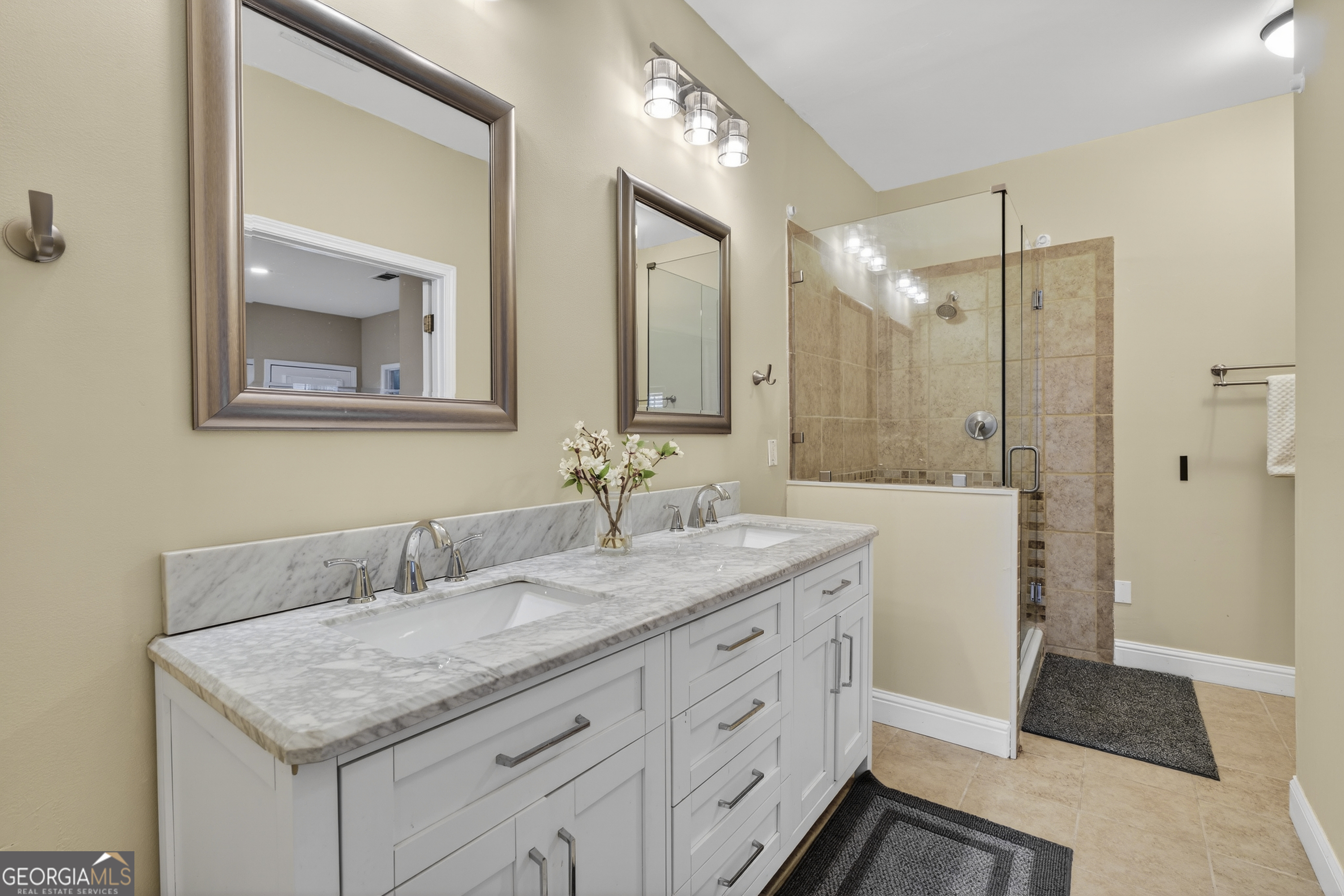 855 Tufthunter Property Photo 54