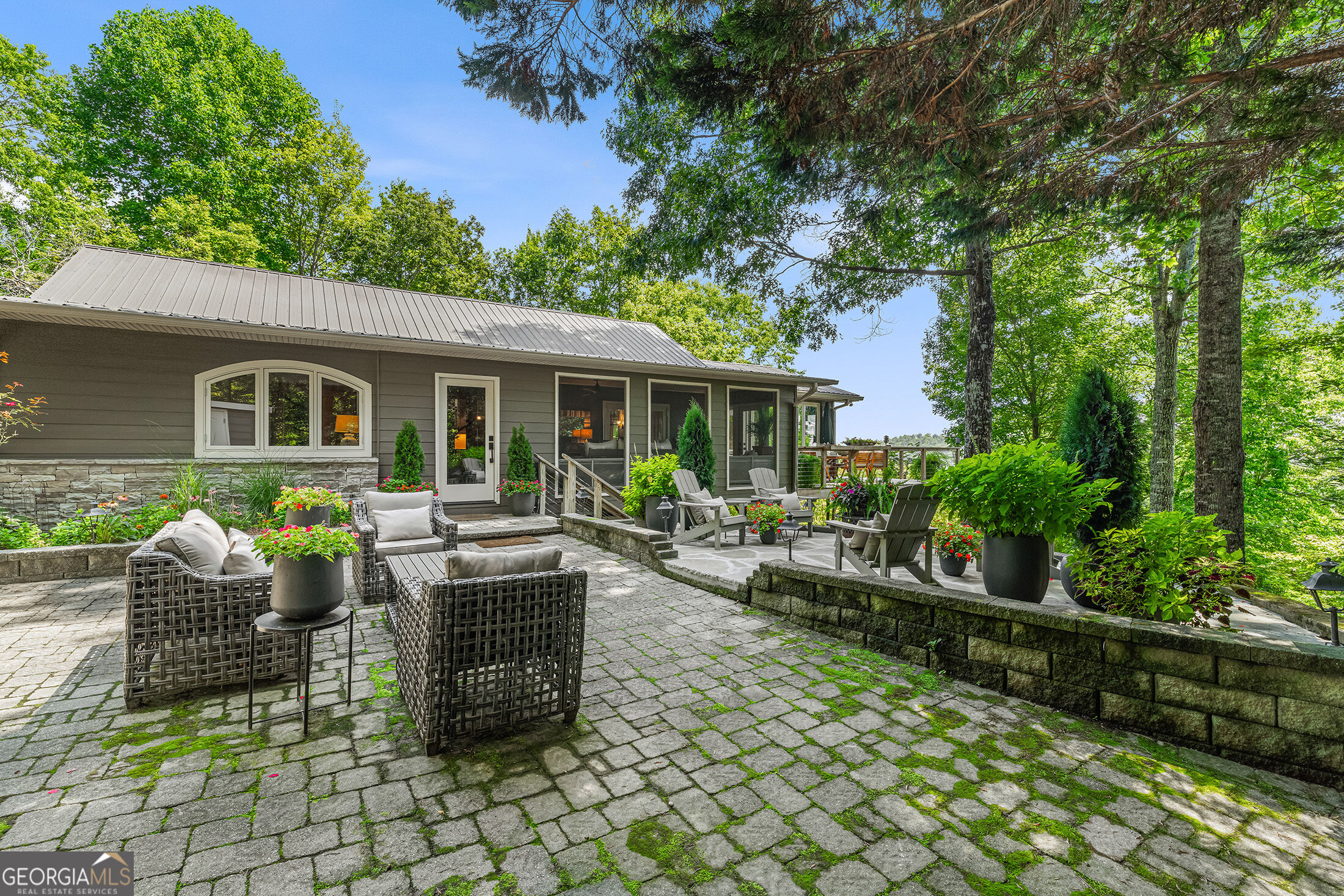 80 Getaway Lane