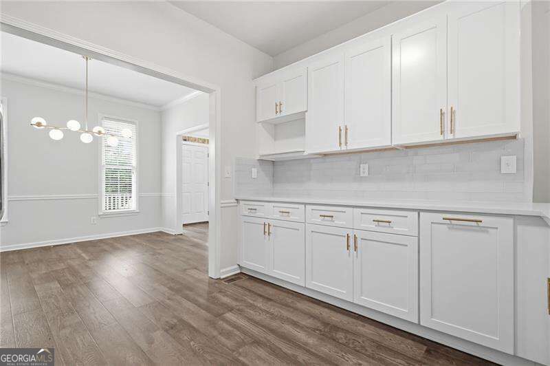 112 Adelaide Crossing Property Photo 12