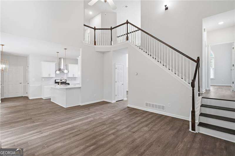 112 Adelaide Crossing Property Photo 22