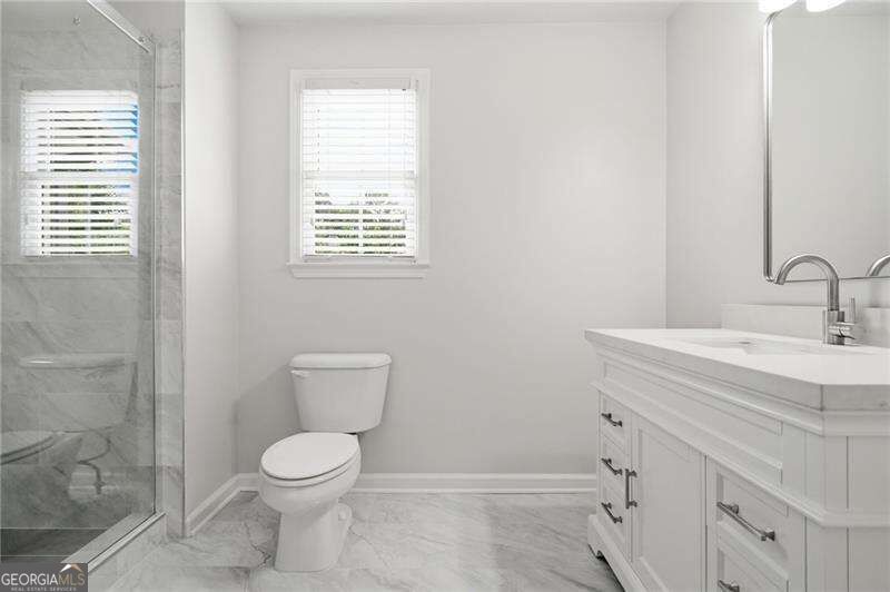 112 Adelaide Crossing Property Photo 31