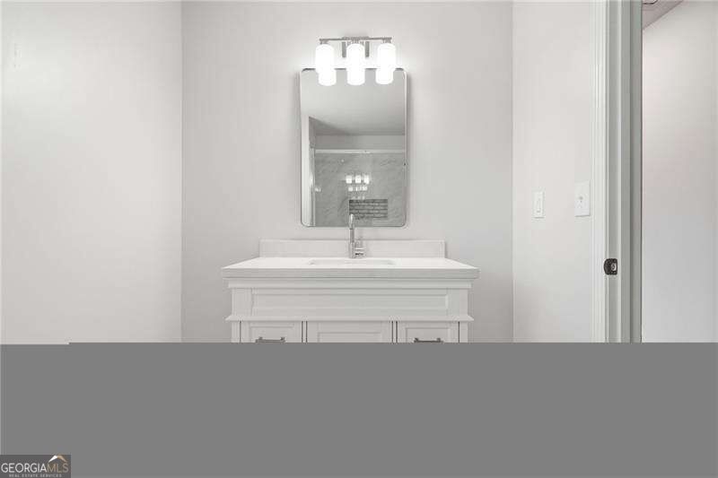 112 Adelaide Crossing Property Photo 33